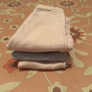 Lot of 3 Aden & Anais muslin pants, 0-3 month